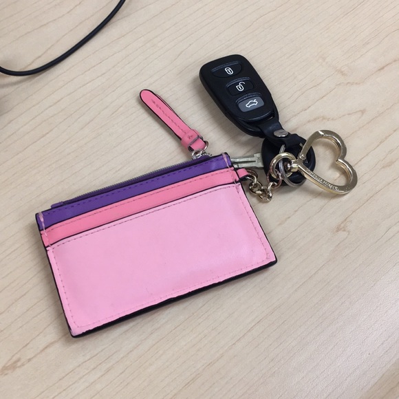 Victoria’s Secret key wallet - Picture 2 of 4